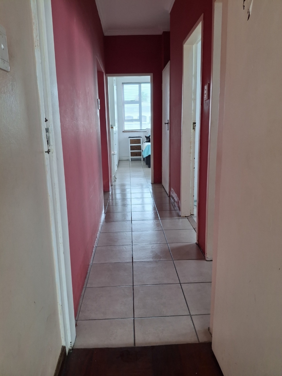 2 Bedroom Property for Sale in Quigney Eastern Cape